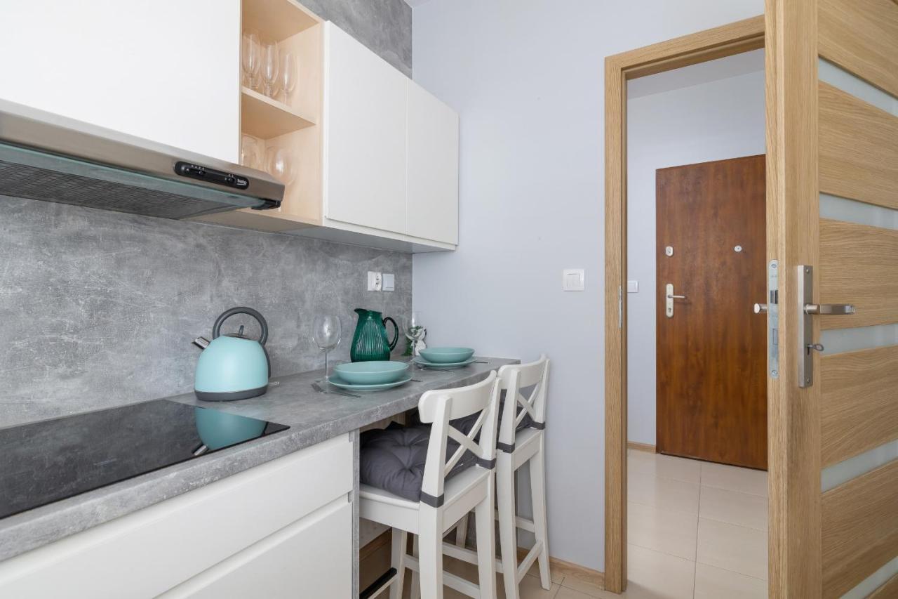 Osiedle Avia Harmonious Apartment With Balcony & Parking Cracow By Renters Prestige Kraków Eksteriør billede